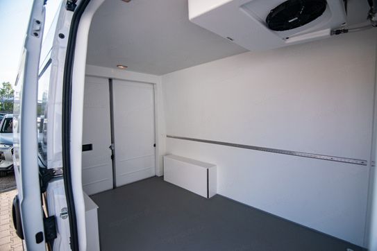 Fiat Ducato 3.3t L2H2 Zabudowa Izotermiczna