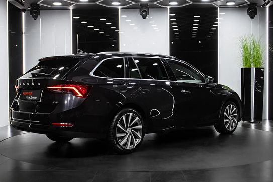 Skoda Octavia 2.0 Tdi 4X4 Style Dsg