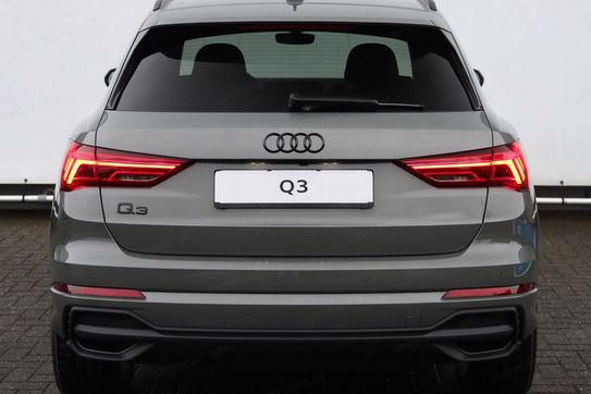 Audi Q3 35 TFSI S line