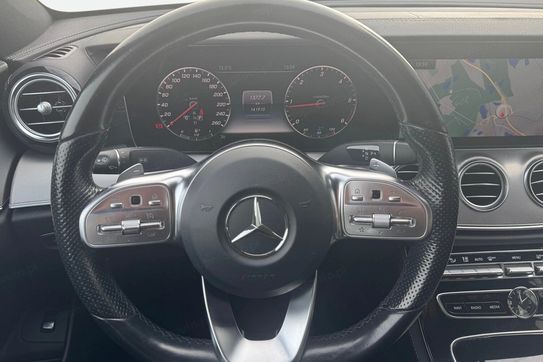 Mercedes Klasa E 220 d 4-Matic 9G-TRONIC