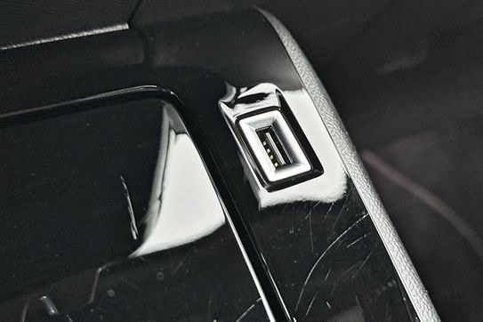 Peugeot 2008 GT 1.2 PureTech EAT8