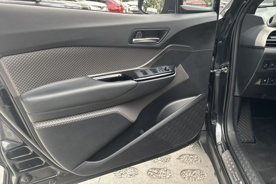Toyota C-HR Executive 1.8 Hybrid