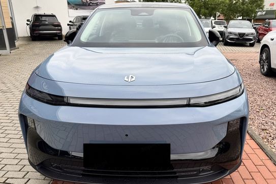 Leapmotor B10 Design Hybrid EV 18,8 kWh