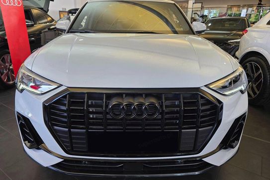 Audi Q3 35 TFSI S line