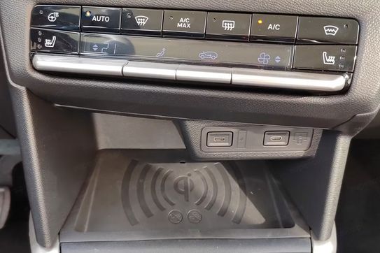Opel Frontera GS eDTC6 7-miejsc 1.2 Turbo