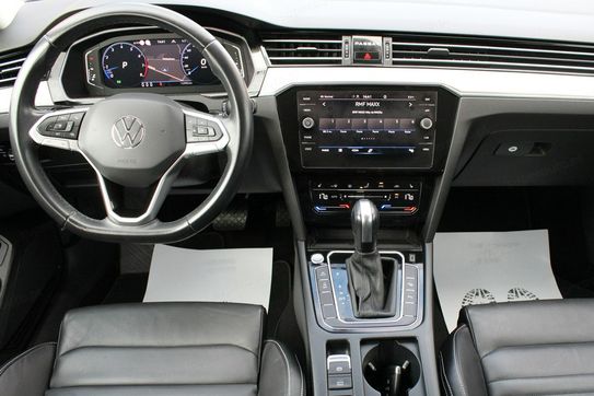 Volkswagen Passat 1.5 TSI EVO Elegance DSG