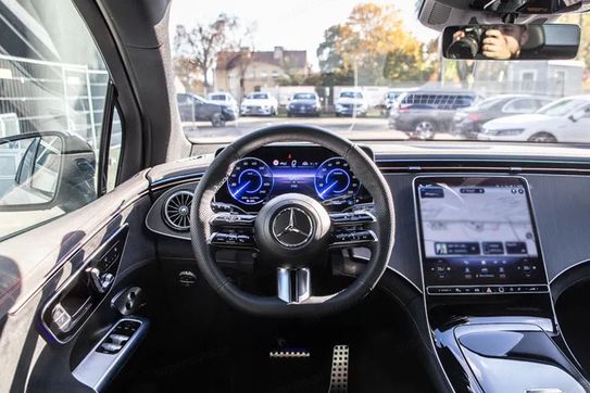 Mercedes EQE SUV 350 89kWh 4-Matic AMG Line