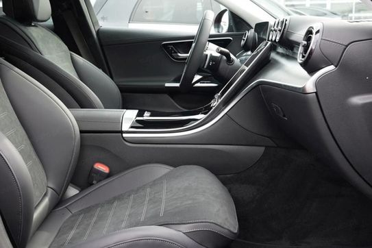 Mercedes Klasa C 200 4-Matic AMG