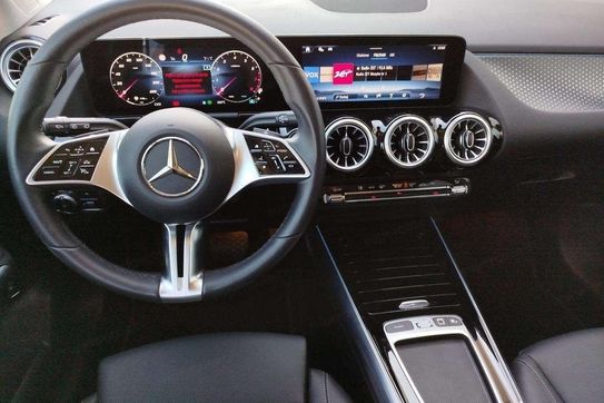 Mercedes GLA 200 Progressive