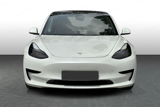 Tesla Model 3 RWD