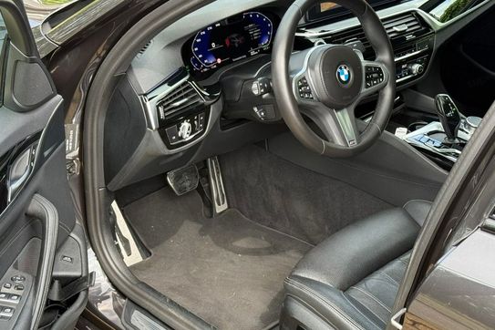 BMW Seria 5 540i M Sport