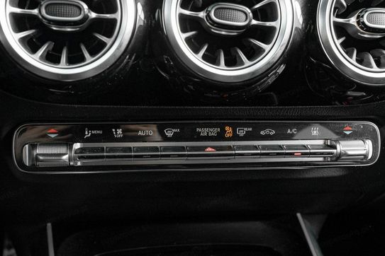 Mercedes EQA 250+ 70.5kWh AMG Line