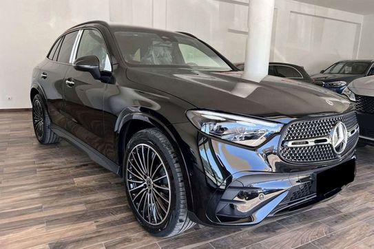 Mercedes GLC 200 4-Matic AMG Line
