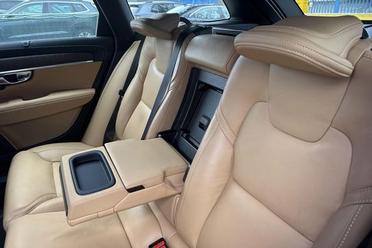 Volvo V90 Cross Country B5 D AWD Pro