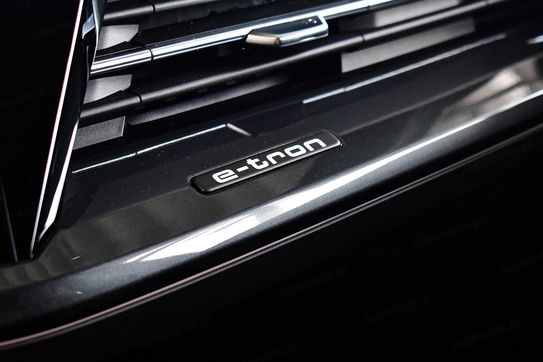 Audi Q4 e-tron 45 quattro Advanced Sportback