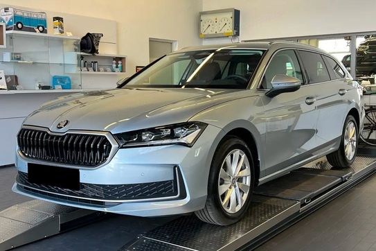 Skoda Superb Edition 130 2.0 TDI DSG 4x4