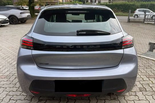 Peugeot 208 Style e-DCS6 1.2 mHEV