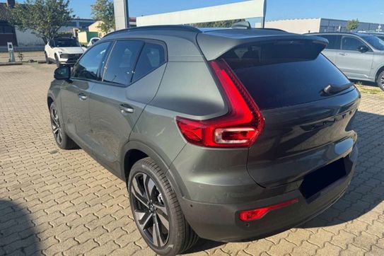 Volvo XC40 B4 Plus Dark