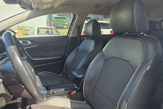 Kia Ceed 1.5 T-GDI  DCT