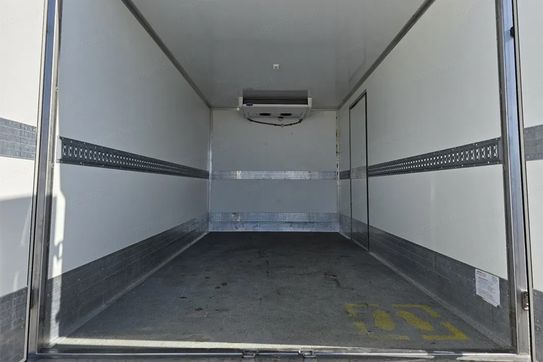 Iveco Daily 50C18 Kontener Chłodnia 8EP + Winda