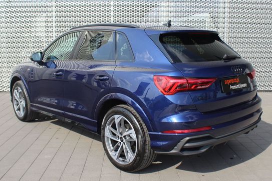 Audi Q3 35 TFSI S line