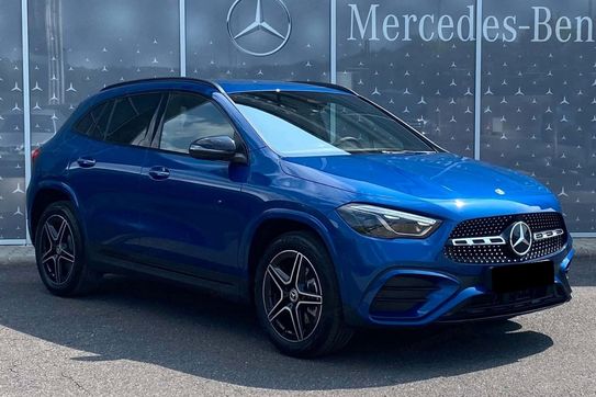 Mercedes GLA 200 AMG Line