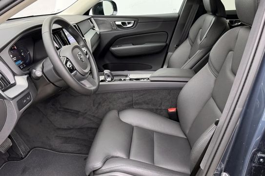 Volvo XC60 T6 Plug-In Hybrid AWD Ultra Dark