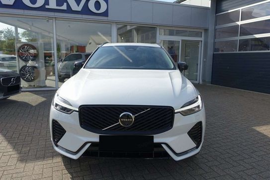 Volvo XC60 B5 AWD Plus Dark