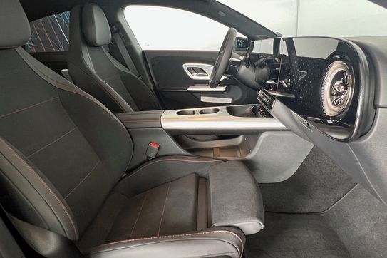 Mercedes CLA 200 AMG Line