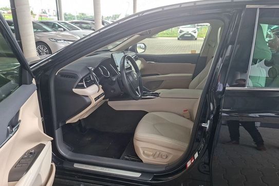 Toyota Camry Hybrid