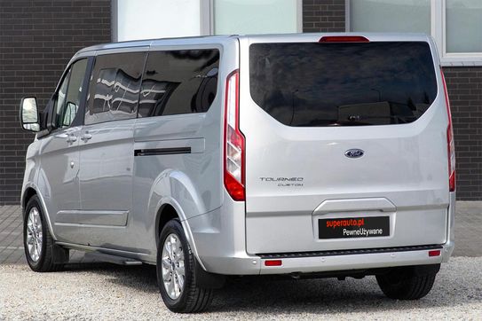 Ford Tourneo Custom L2H1 AT