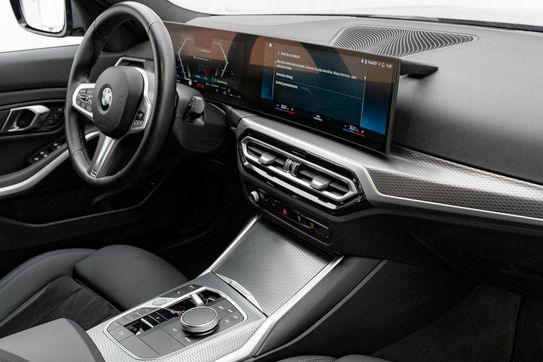 BMW Seria 3 318d mHEV M Sport aut