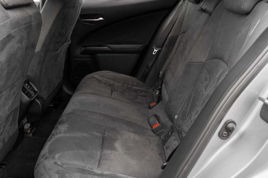 Lexus UX 300h Business
