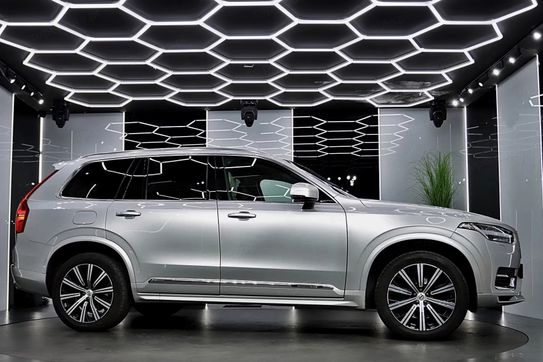 Volvo XC90 T8 AWD Plug-In Hybrid Inscription 7os aut