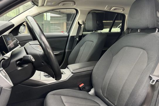 BMW Seria 3 318d aut