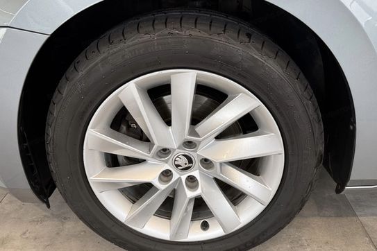 Skoda Superb 2.0 TDI  DSG