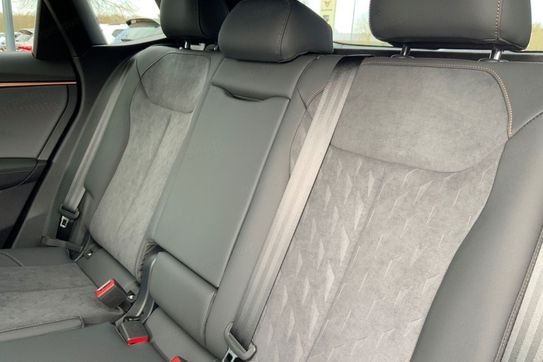 Cupra Terramar Advantage Edition DCC 1.5 eTSI mHEV DSG