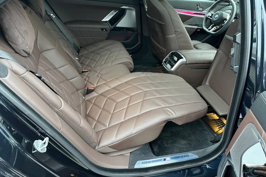 BMW Seria 7 M760e xDrive