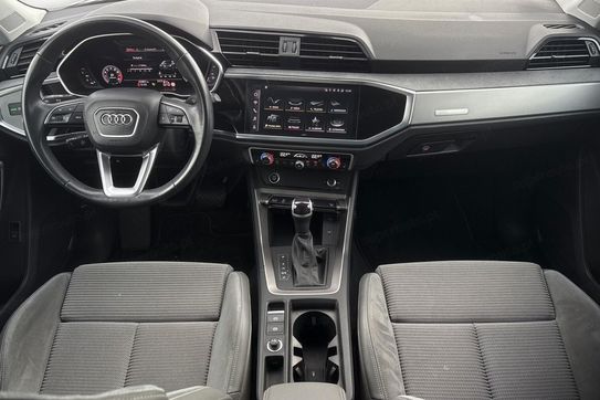 Audi Q3 35 TFSI mHEV S-Line S tronic