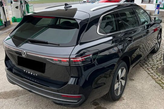 Volkswagen Passat Business Plus 1.5 TSI mHEV DSG