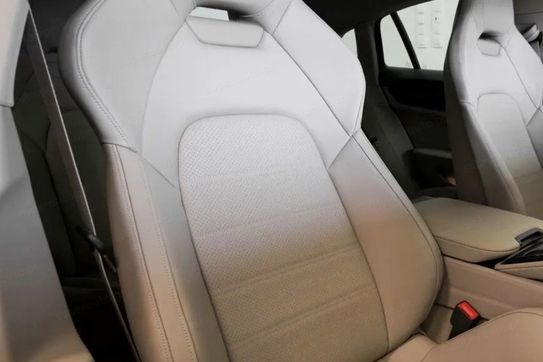 Porsche Panamera 4