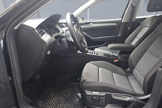 Volkswagen Passat TSI EVO Business DSG