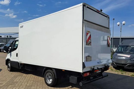 Iveco Daily 35C16 Kontener 8EP + Winda