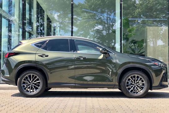 Lexus NX 350h Prestige 2WD