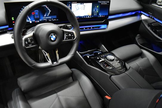 BMW Seria 5 520d xDrive mHEV M Sport aut