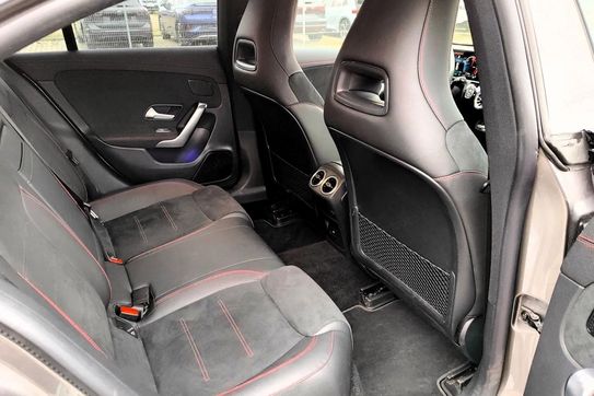 Mercedes CLA 250 e AMG Line