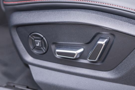 Audi Q7 SQ7 TFSI quattro