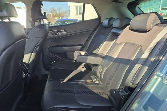 Kia Sportage 1.6 T-GDI HEV Business Line 4WD