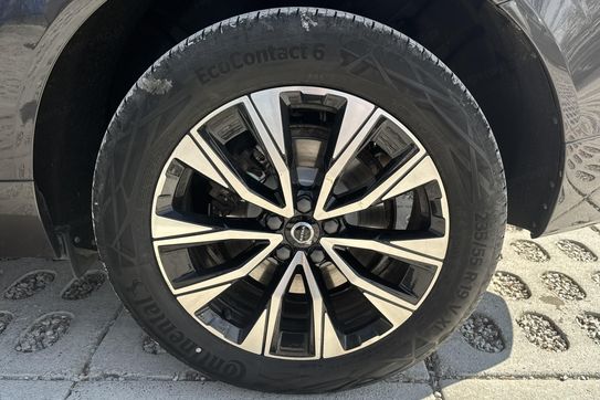Volvo XC60 B4 B Plus Dark