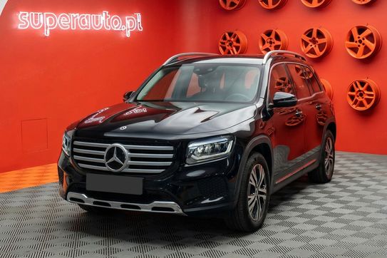 Mercedes GLB 200